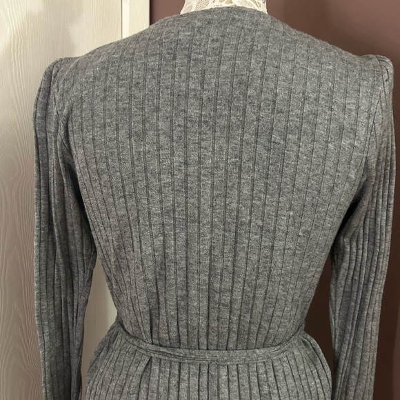 JULIA JORDAN Long Sleeve Sweater Knit Dress - Gray - SOLD OUT ONLINE - Picture 7 of 14